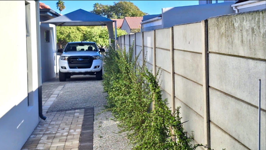 3 Bedroom Property for Sale in Port Owen Western Cape